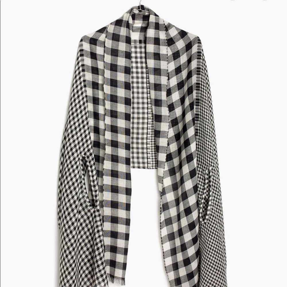 NWT Madewell Plaid Checkered Gingham Scarf Cape